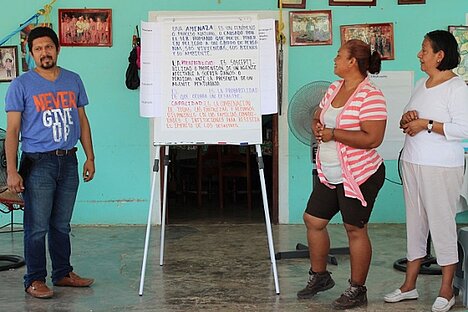 Building community resilience in coastal Mexico