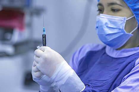 Municipal experts wanted: Implementing vaccination and communication strategies on the local level